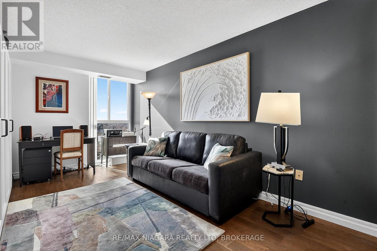 802 - 162 Martindale Road, St. Catharines, Ontario  L2S 3S4 - Photo 22 - X12873076