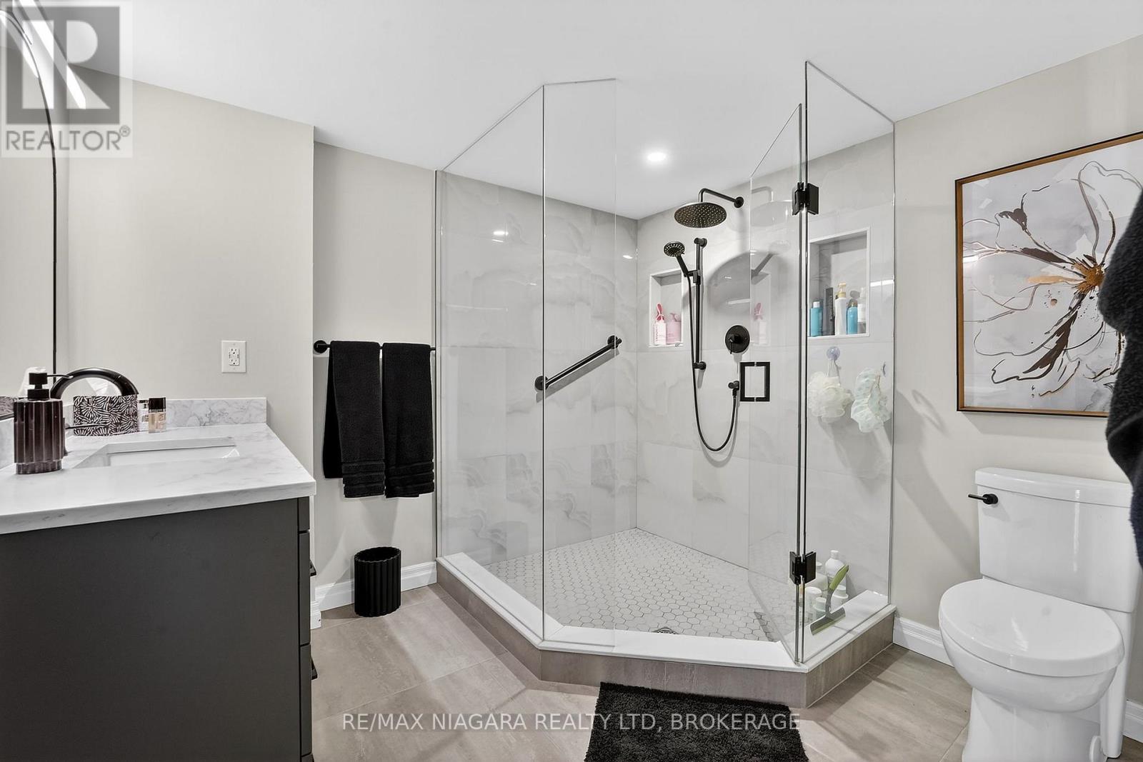 802 - 162 Martindale Road, St. Catharines, Ontario  L2S 3S4 - Photo 28 - X12873076