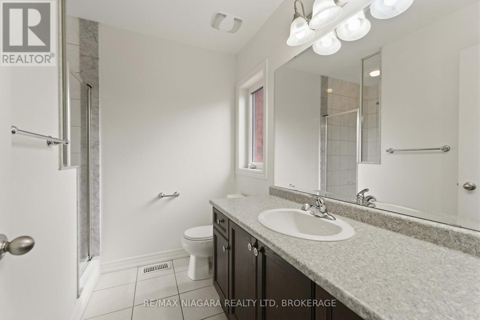 48 Juneberry Road, Thorold, Ontario  L2V 5G5 - Photo 11 - X12873150