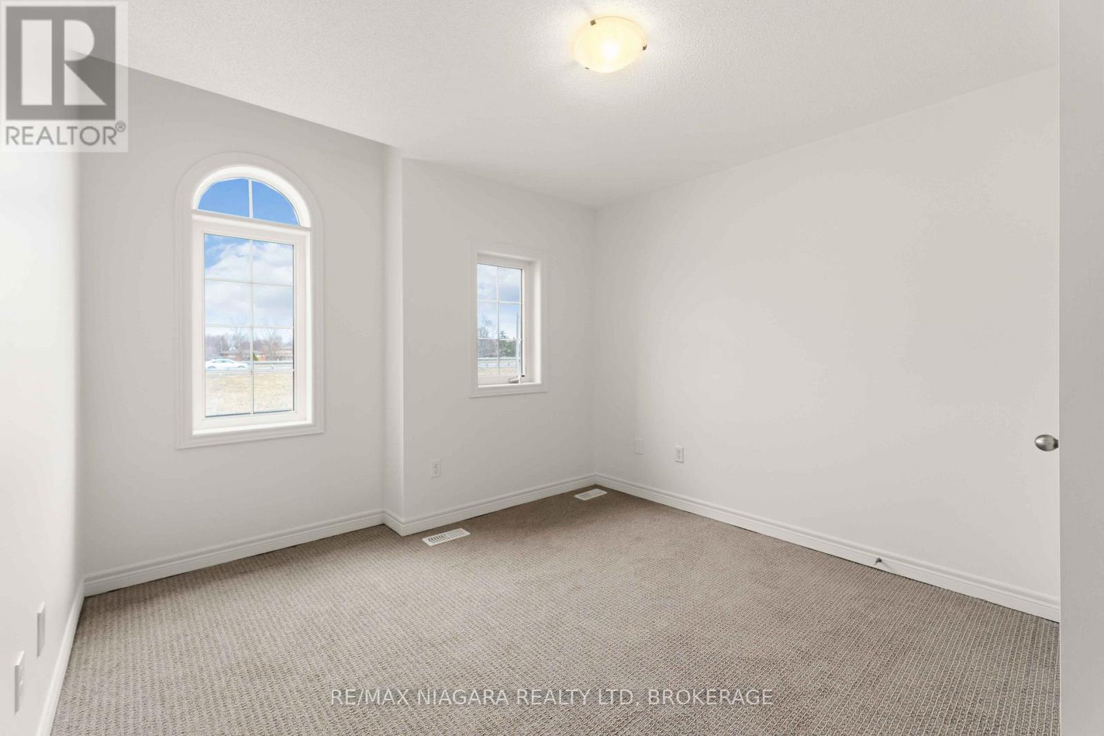 48 Juneberry Road, Thorold, Ontario  L2V 5G5 - Photo 16 - X12873150