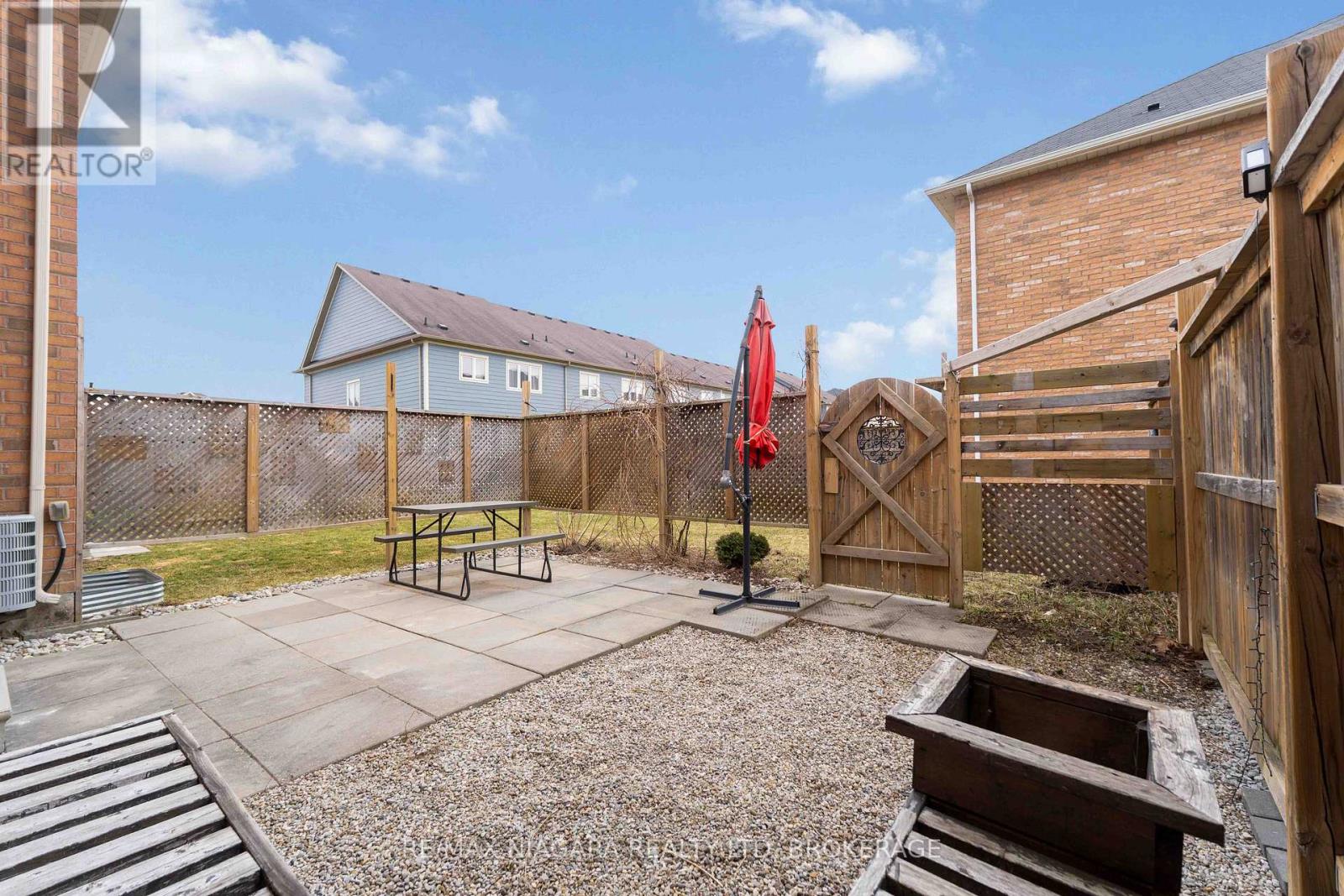 48 Juneberry Road, Thorold, Ontario  L2V 5G5 - Photo 18 - X12873150