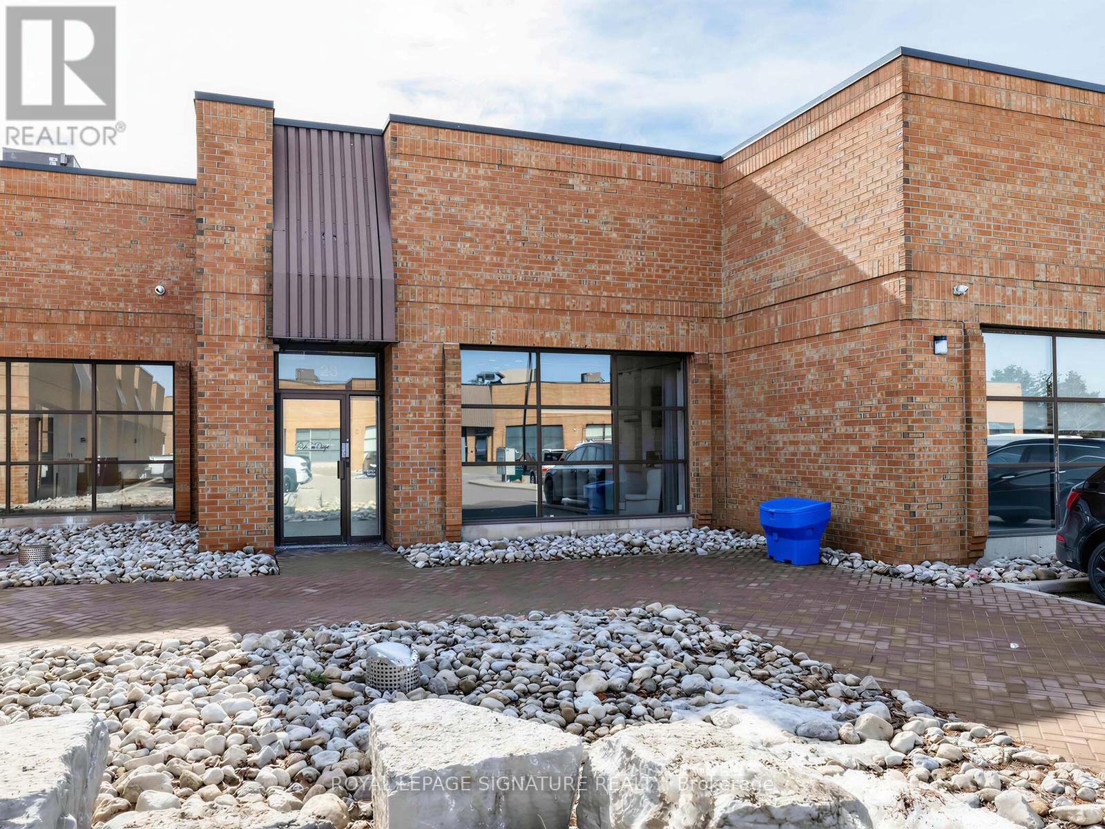 23 - 71 Marycroft Avenue, Vaughan, Ontario  L4L 5Y6 - Photo 2 - N12873122