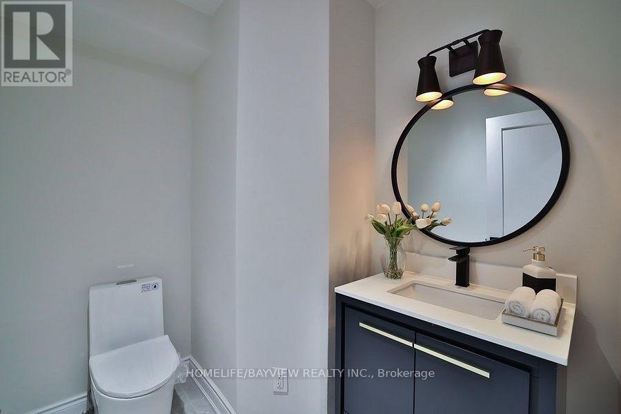 6 Mcclenny Drive, Aurora, Ontario  L4G 5P9 - Photo 20 - N12873166