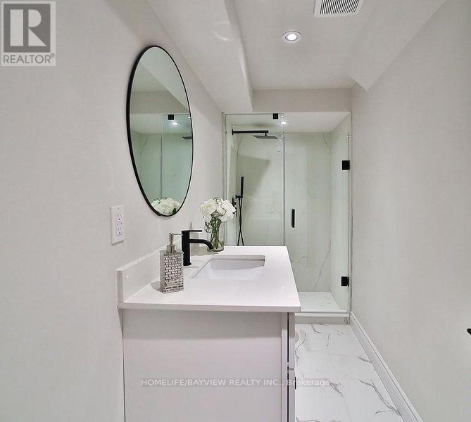 6 Mcclenny Drive, Aurora, Ontario  L4G 5P9 - Photo 30 - N12873166