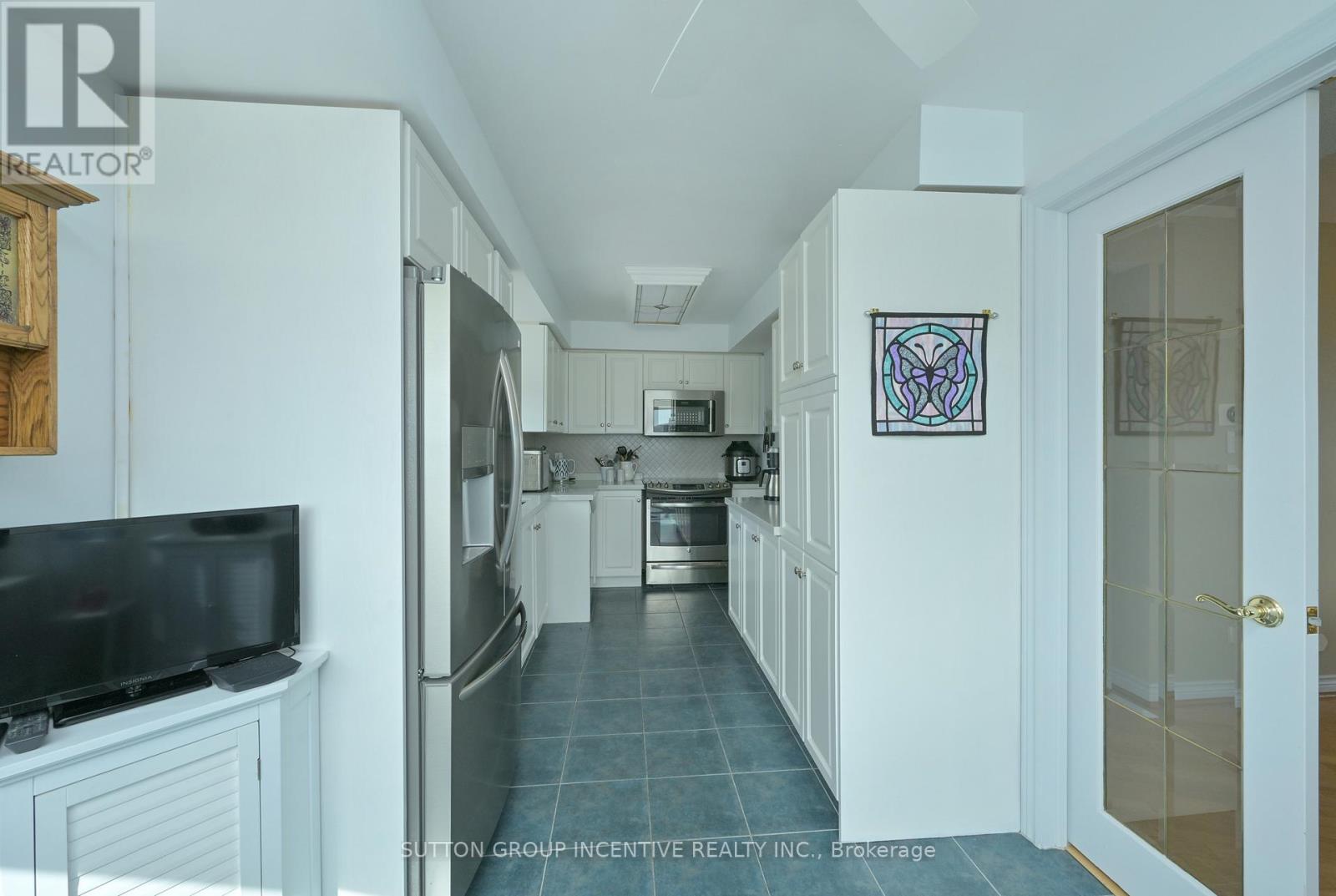 308 - 4 Briar Hill Heights W, New Tecumseth, Ontario  L9R 1Z7 - Photo 10 - N12873240