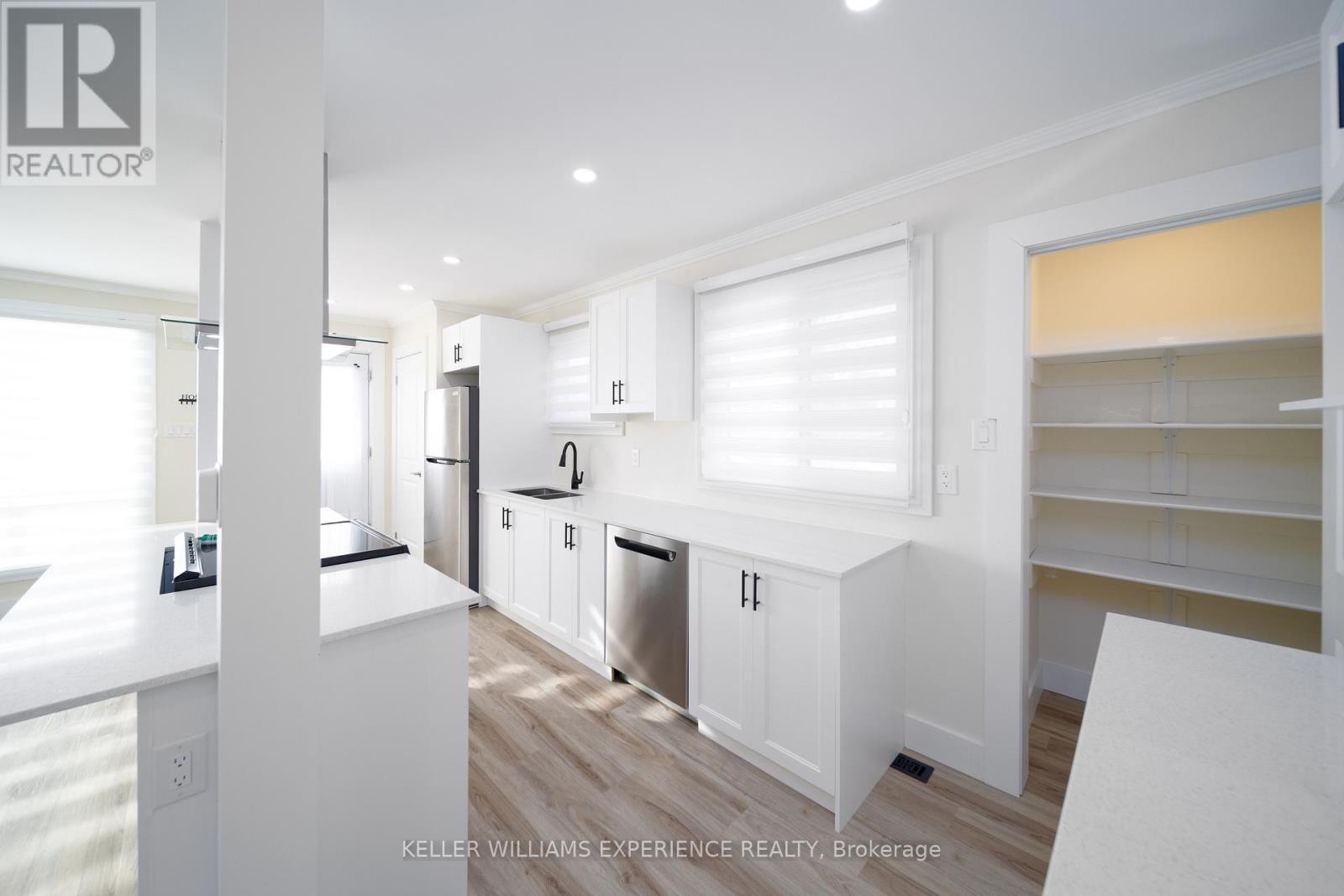 98 Cundles Road E, Barrie, Ontario  L4M 2Z9 - Photo 8 - S12873102