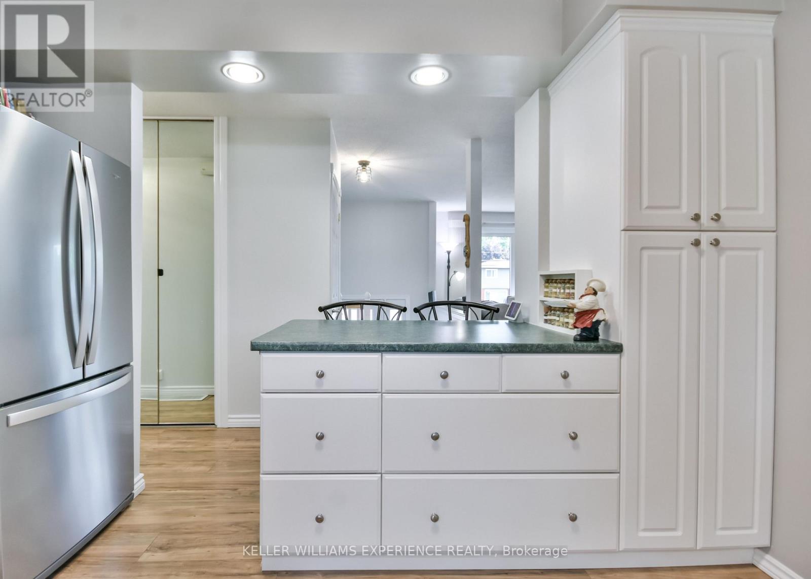 80 Cundles Road E, Barrie (Cundles East), Ontario  L4M 2Z7 - Photo 11 - S12873184