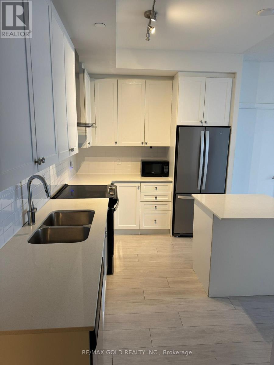 2301 - 55 Duke Street, Kitchener, Ontario  N2H 0C9 - Photo 5 - X12872048