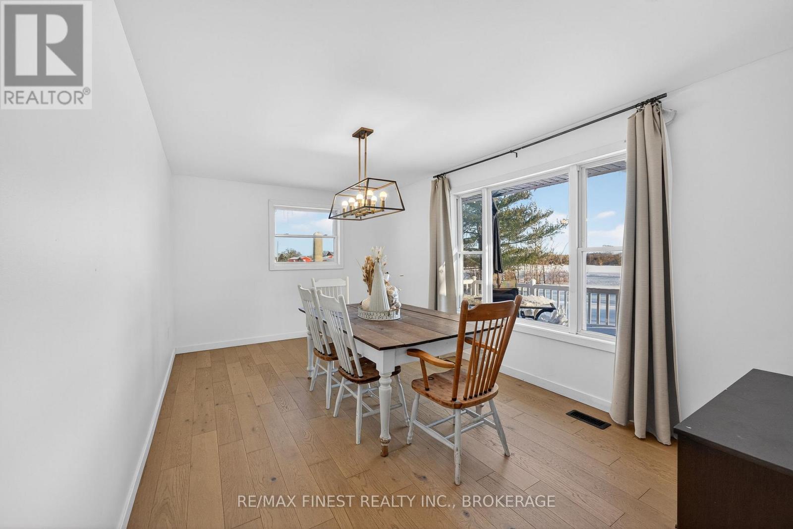 2055 Switzerville Road, Loyalist, Ontario  K7R 3K9 - Photo 10 - X12872584