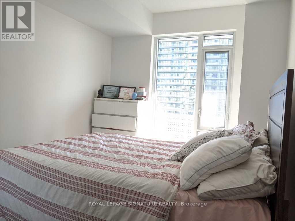 1002 - 2520 Eglinton Avenue W, Mississauga, Ontario  L5M 0Y4 - Photo 7 - W12873072