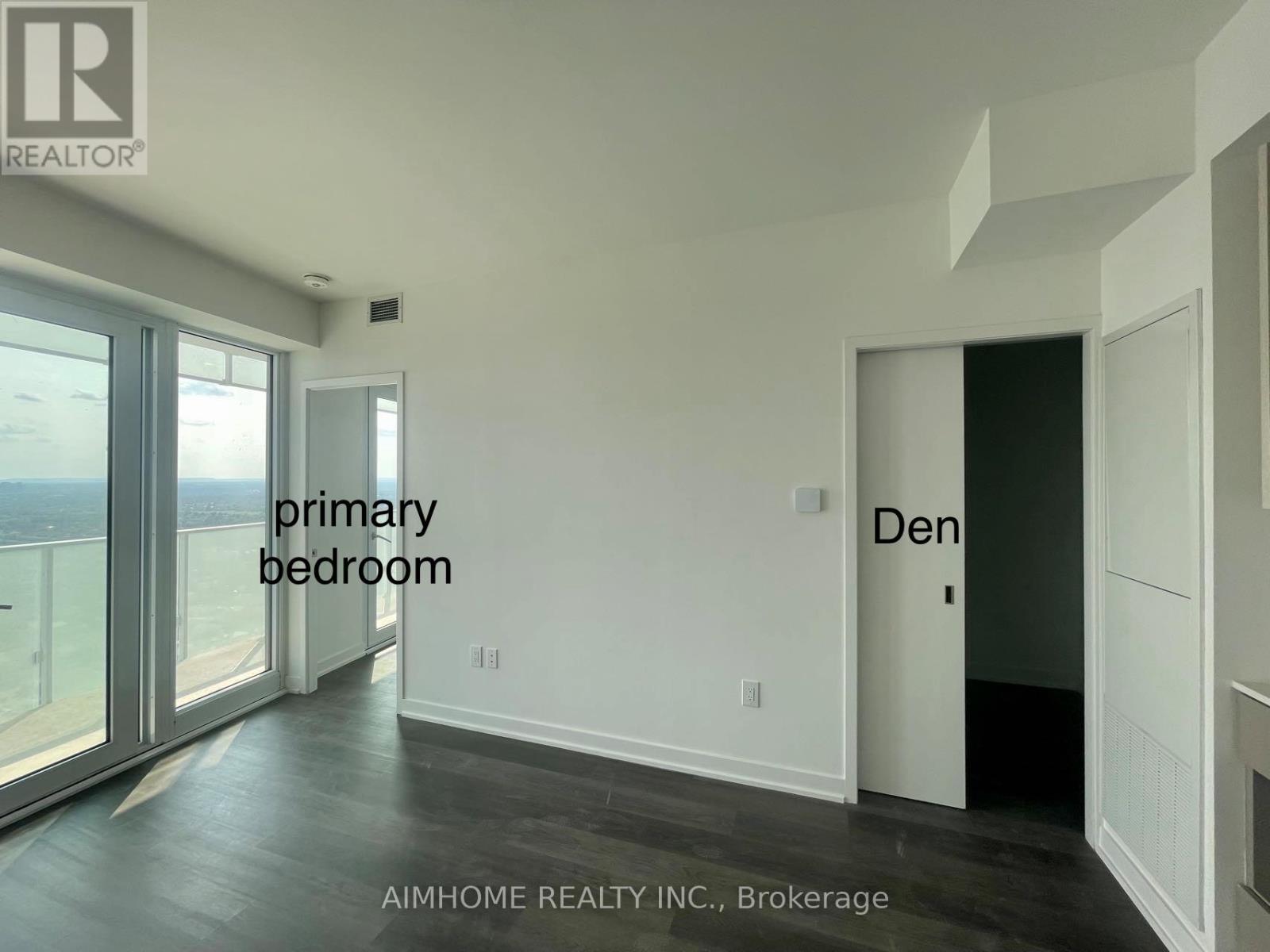 3905 - 3900 Confederation Parkway, Mississauga, Ontario  L5B 0M3 - Photo 4 - W12873080