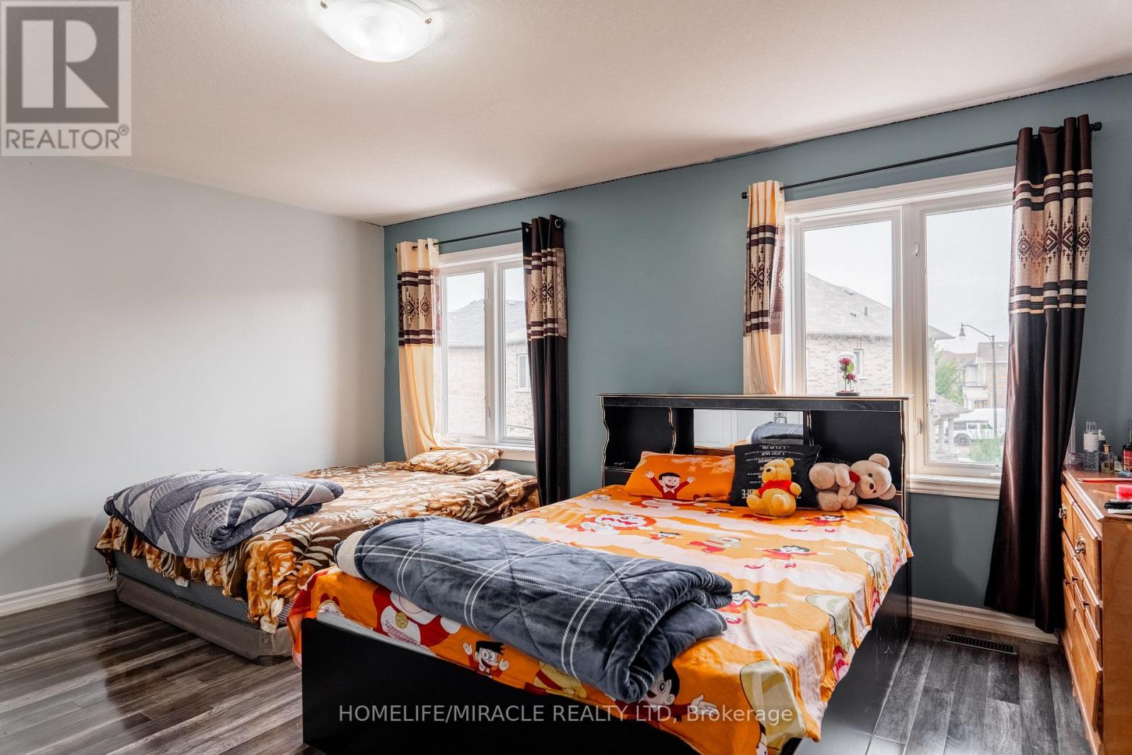 11 Magical Road, Brampton, Ontario  L7A 0G4 - Photo 15 - W12873114