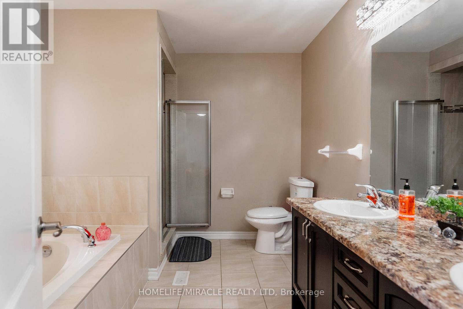 11 Magical Road, Brampton, Ontario  L7A 0G4 - Photo 17 - W12873114