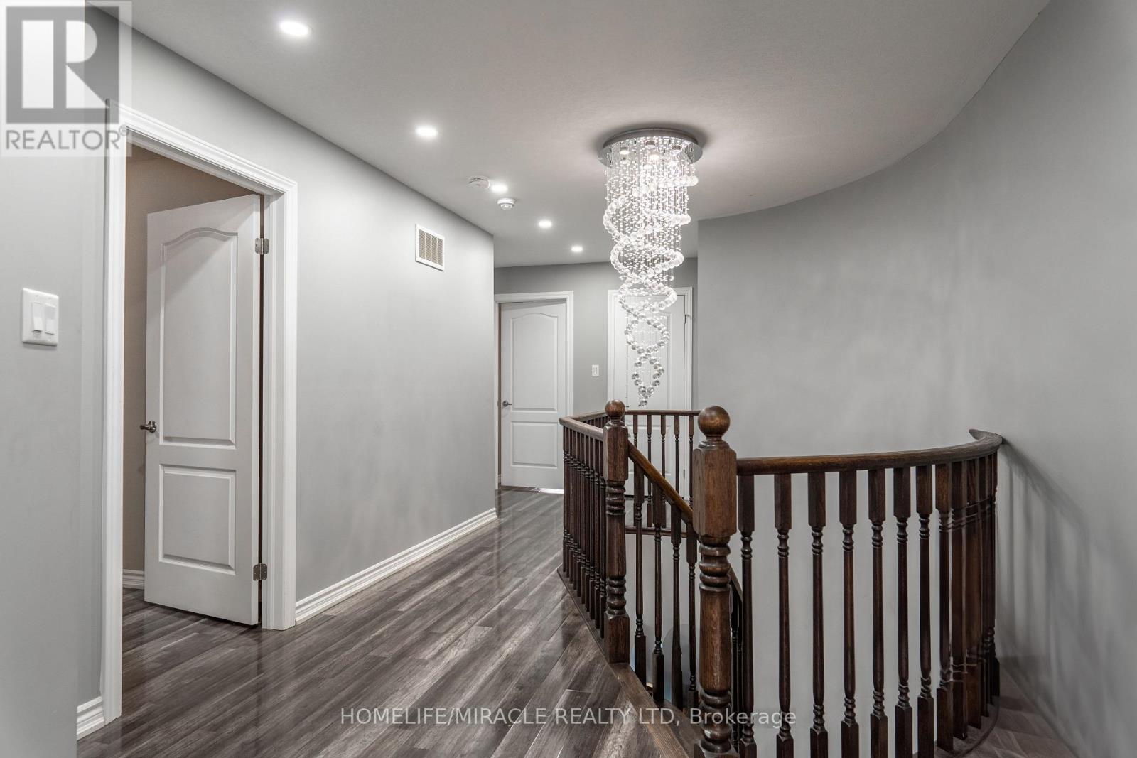 11 Magical Road, Brampton, Ontario  L7A 0G4 - Photo 20 - W12873114