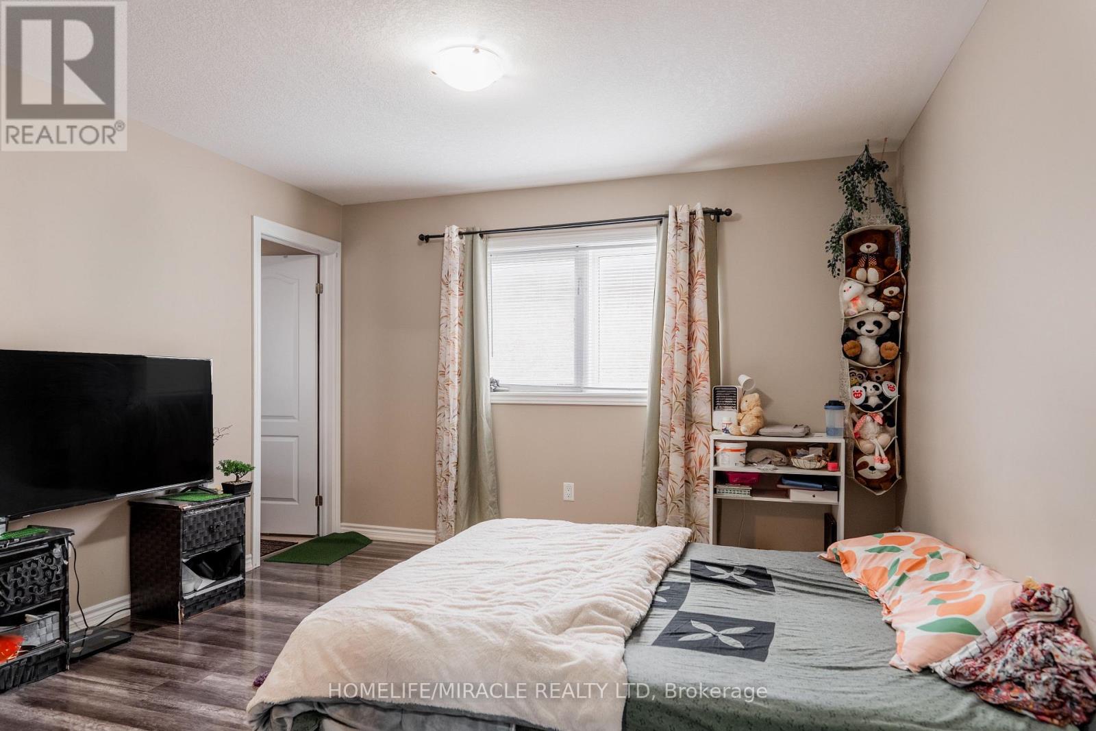 11 Magical Road, Brampton, Ontario  L7A 0G4 - Photo 21 - W12873114