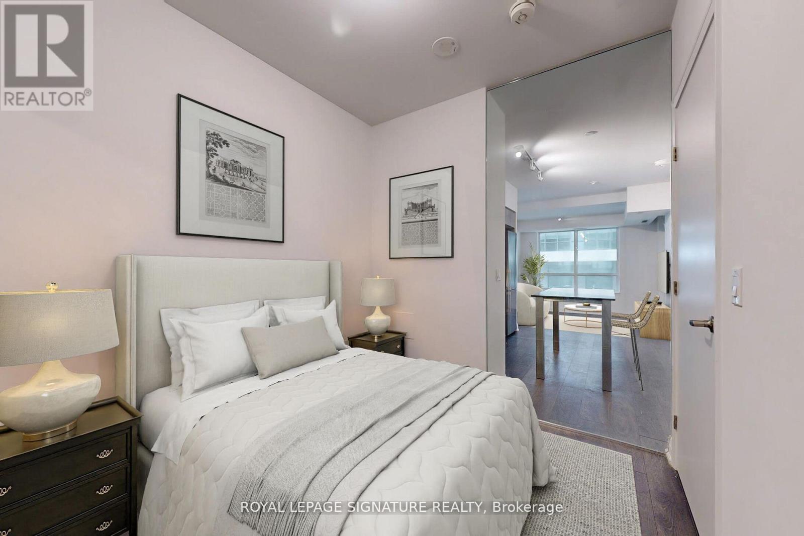 211 - 26 Gibbs Road, Toronto, Ontario  M9B 0E3 - Photo 9 - W12873132