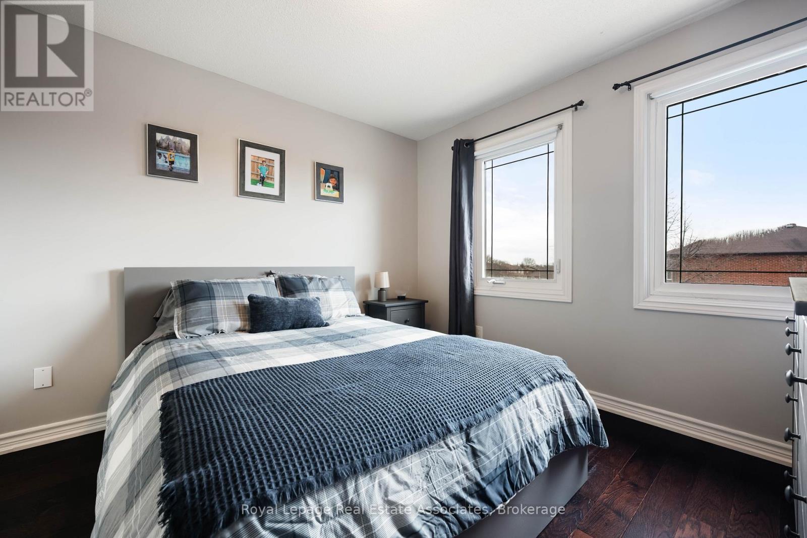 133 Mayla Drive, Oakville, Ontario  L6H 3S6 - Photo 33 - W12873202