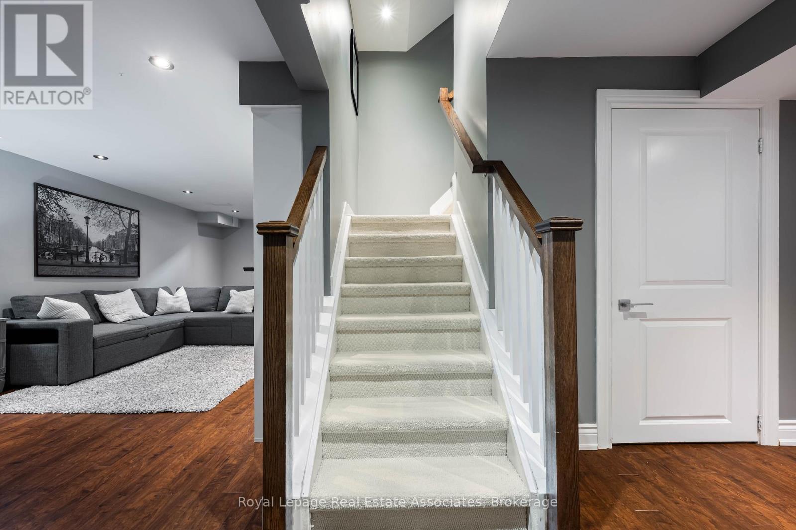 133 Mayla Drive, Oakville, Ontario  L6H 3S6 - Photo 42 - W12873202