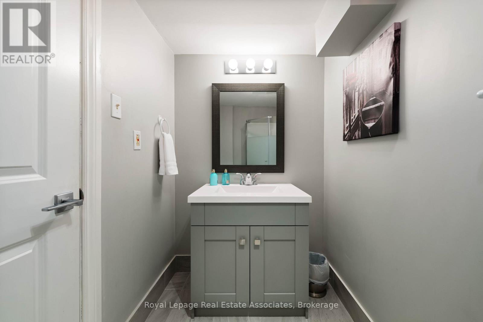 133 Mayla Drive, Oakville, Ontario  L6H 3S6 - Photo 48 - W12873202