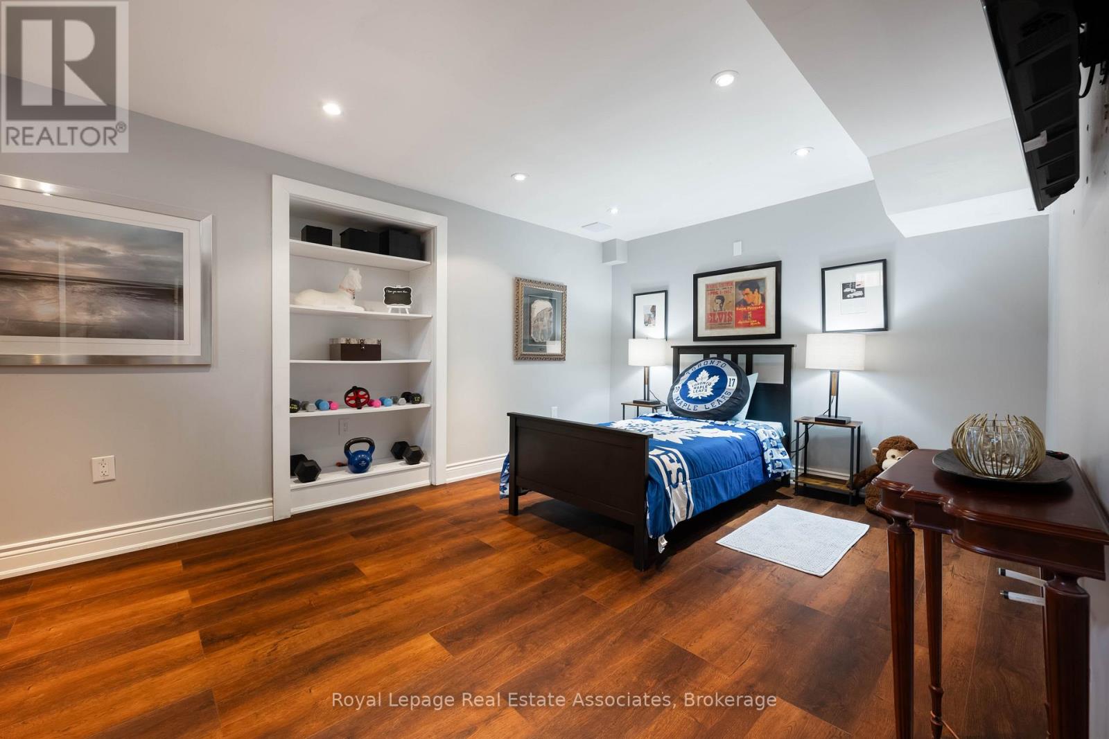 133 Mayla Drive, Oakville, Ontario  L6H 3S6 - Photo 49 - W12873202