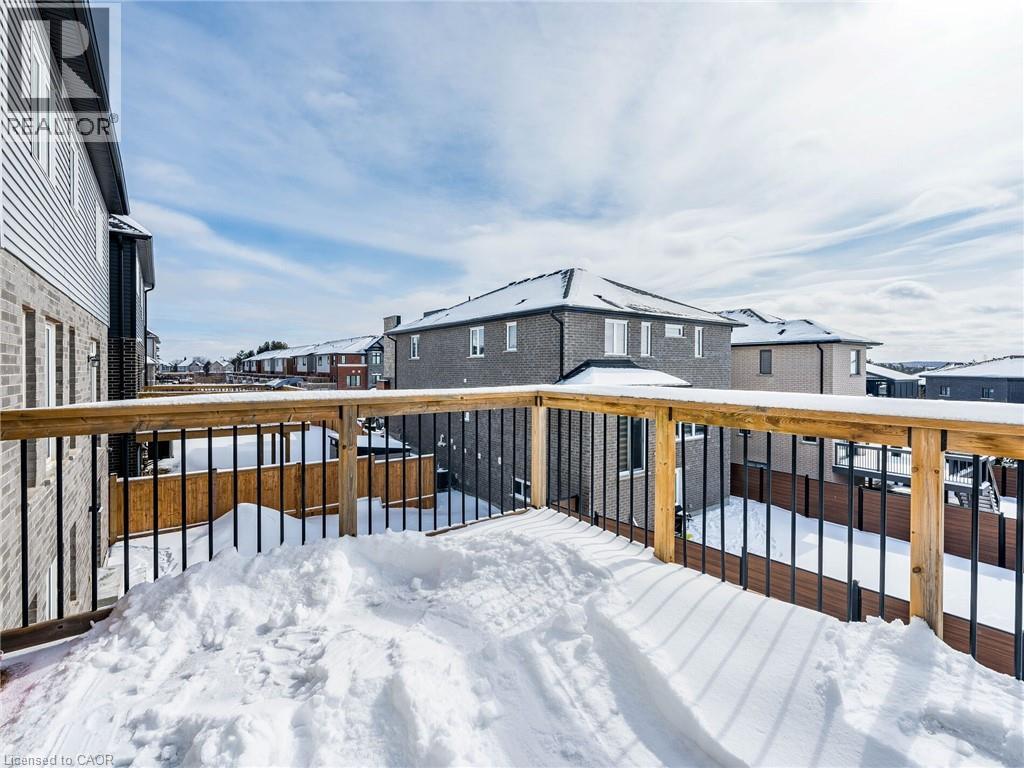 677 Thomas Slee Drive, Kitchener, Ontario  N2P 0J1 - Photo 46 - 40808114