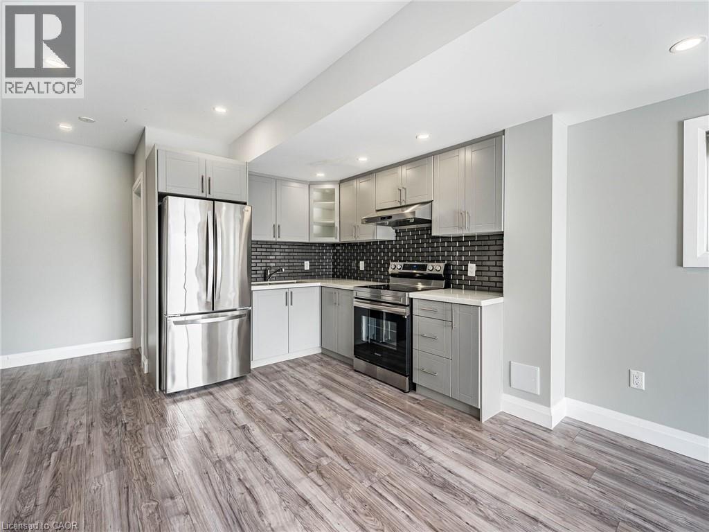 677 Thomas Slee Drive, Kitchener, Ontario  N2P 0J1 - Photo 37 - 40808114