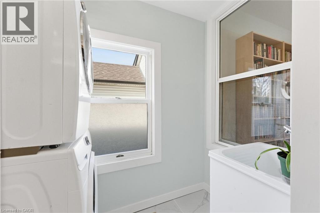 176 E Wood Street E, Hamilton, Ontario  L8L 3Y9 - Photo 11 - 40811530