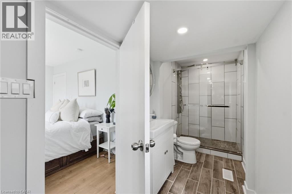 176 E Wood Street E, Hamilton, Ontario  L8L 3Y9 - Photo 15 - 40811530