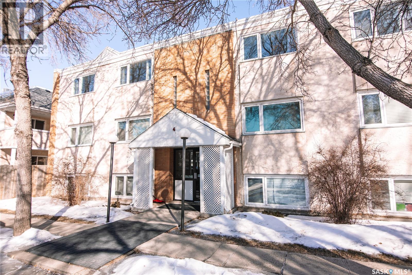 #6 4 Neill PLACE, regina, Saskatchewan