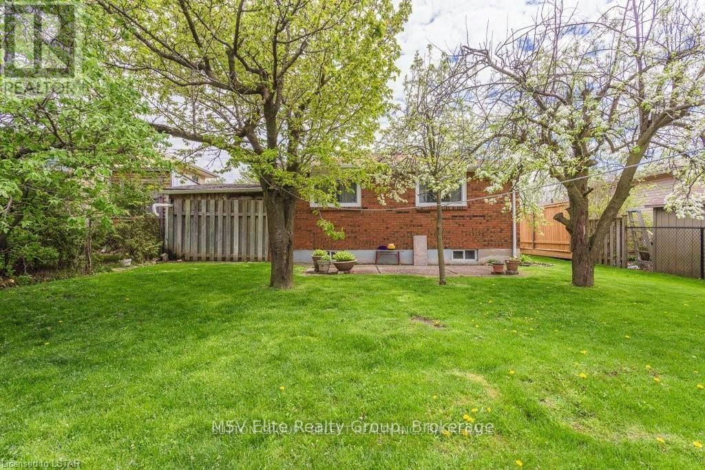 811 Nixon Avenue, London South, Ontario  N6C 3W5 - Photo 12 - X12873120