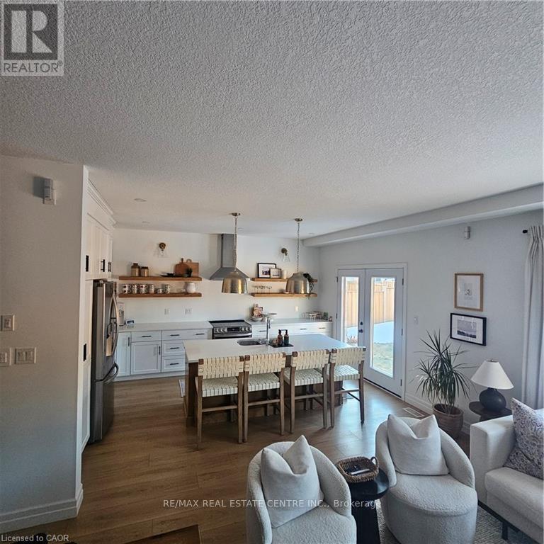 35 Fred Krug Avenue, East Zorra-Tavistock, Ontario  N0B 2R0 - Photo 10 - X12873148