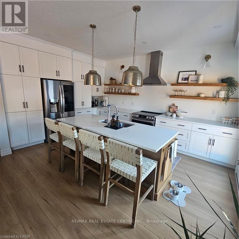 35 Fred Krug Avenue, East Zorra-Tavistock, Ontario  N0B 2R0 - Photo 12 - X12873148