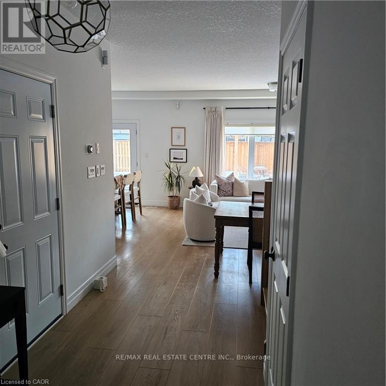 35 Fred Krug Avenue, East Zorra-Tavistock, Ontario  N0B 2R0 - Photo 5 - X12873148