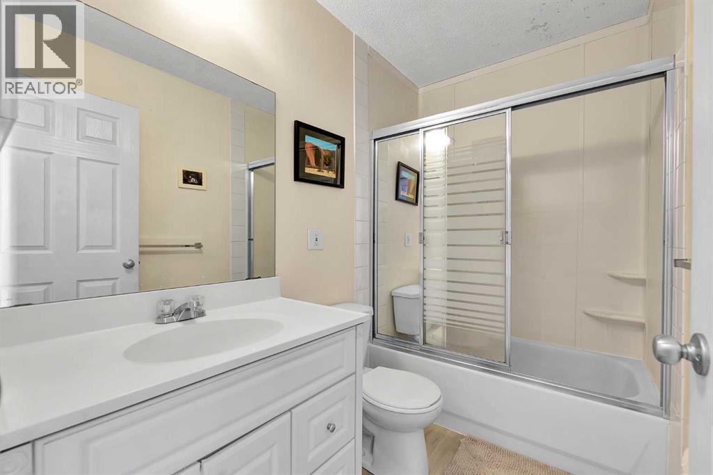 116 Huntwick Way Ne, Calgary, Alberta  T2K 4H3 - Photo 19 - A2291662