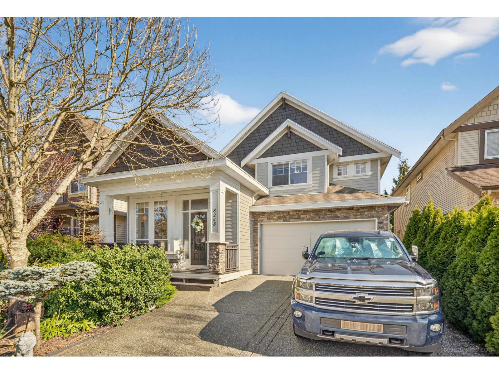 8248 211 STREET, langley, British Columbia