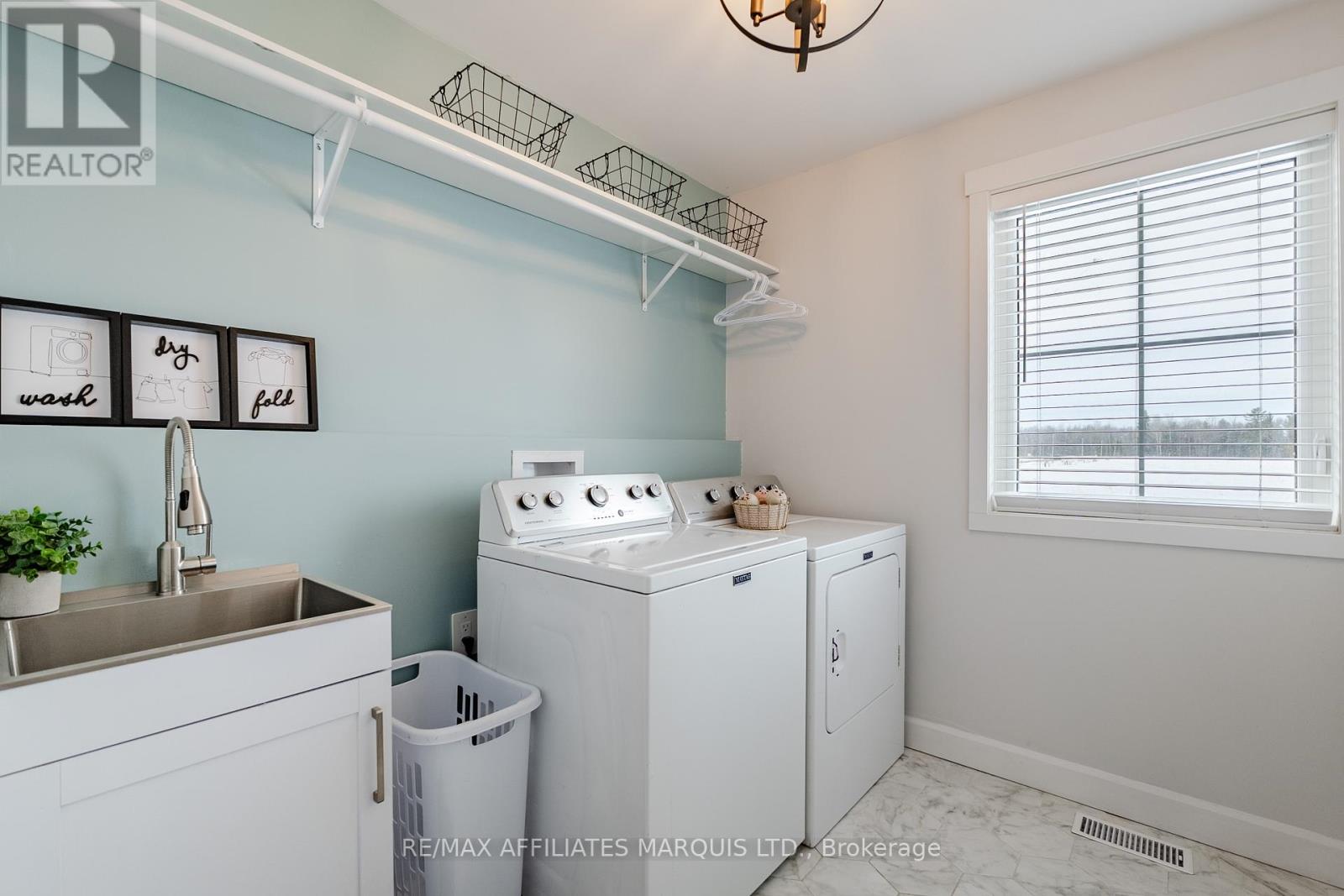 2 Meadow Lane, South Stormont, Ontario  K0C 1R0 - Photo 32 - X12564308