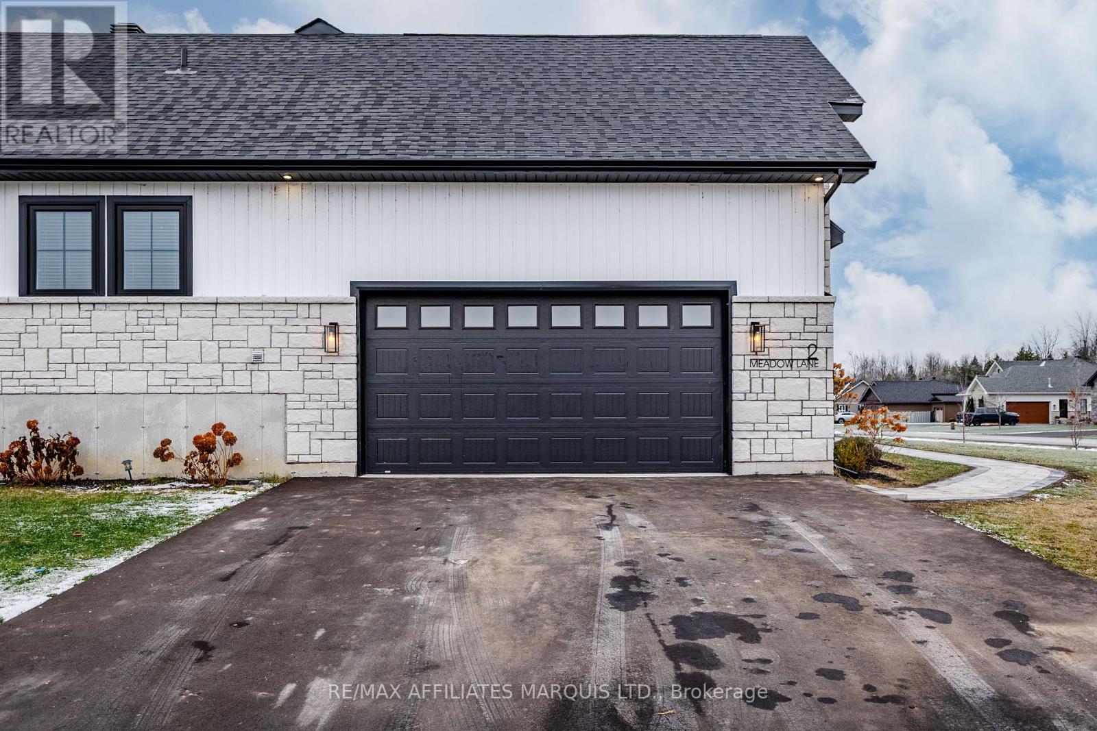 2 Meadow Lane, South Stormont, Ontario  K0C 1R0 - Photo 4 - X12564308