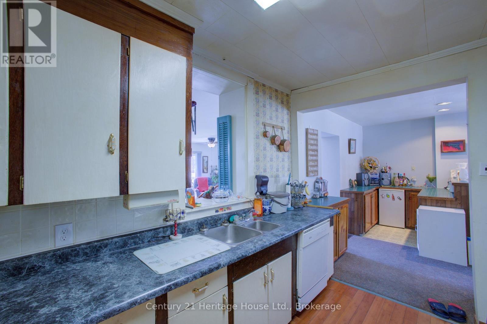 657 7th A Street E, Owen Sound, Ontario  N4K 1K4 - Photo 8 - X12847452