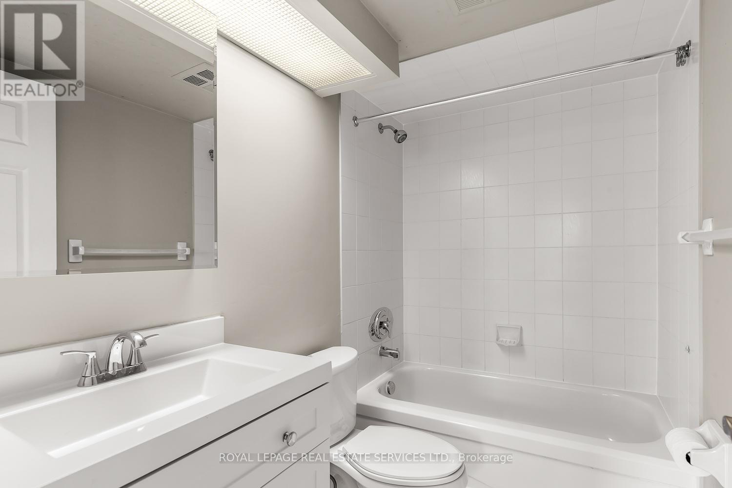 403 - 40 Scollard Street, Toronto, Ontario  M5R 3S1 - Photo 17 - C12872710