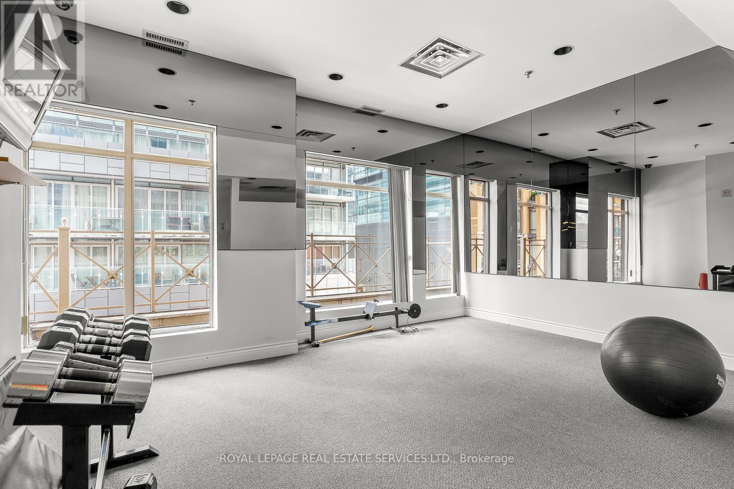 403 - 40 Scollard Street, Toronto, Ontario  M5R 3S1 - Photo 23 - C12872710