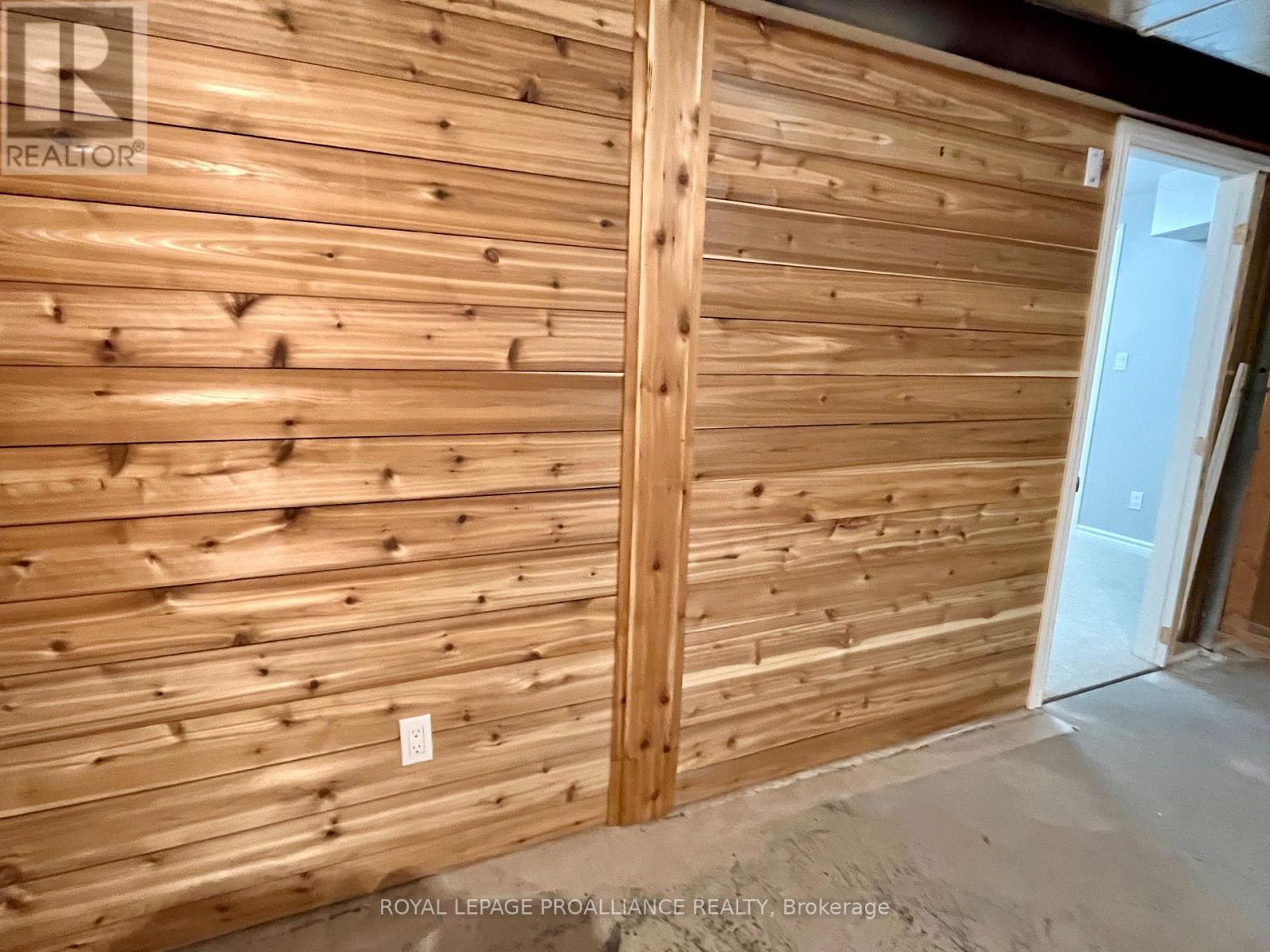 71 Dorchester Drive, Prince Edward County, Ontario  K0K 3L0 - Photo 23 - X12440463