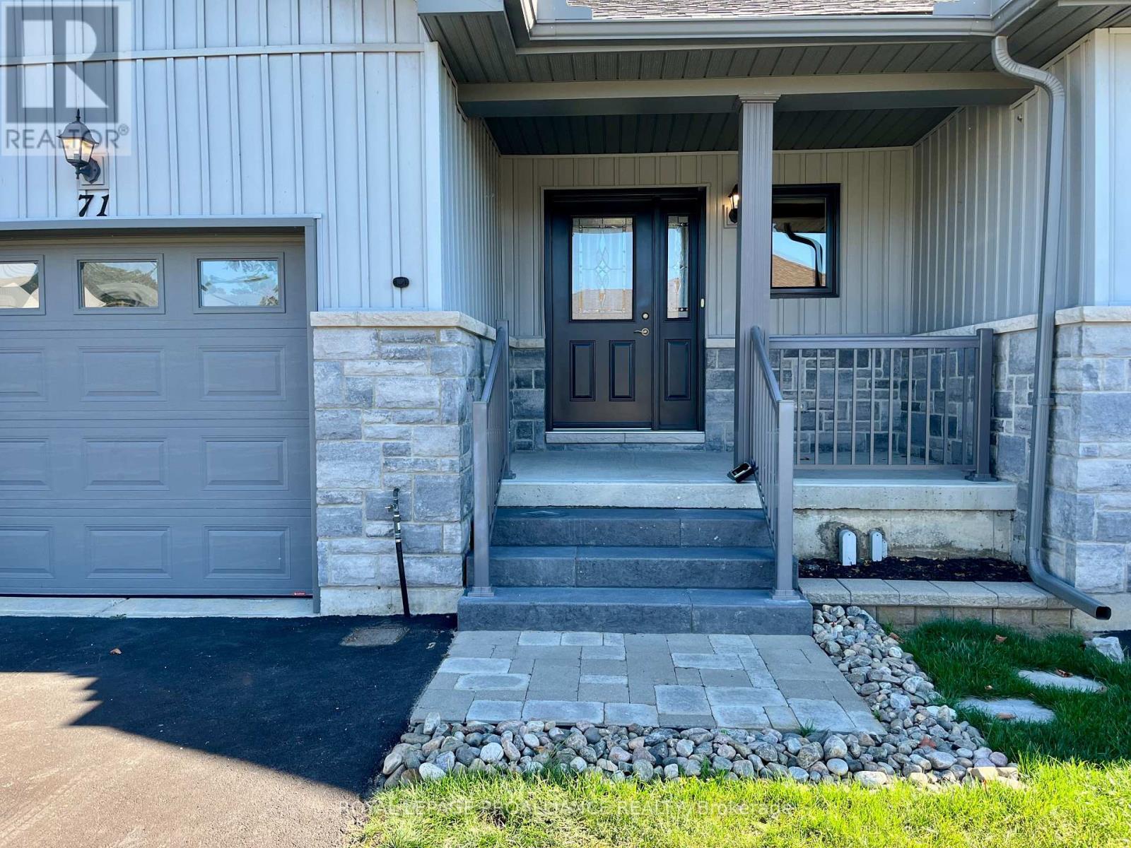 71 Dorchester Drive, Prince Edward County, Ontario  K0K 3L0 - Photo 27 - X12440463