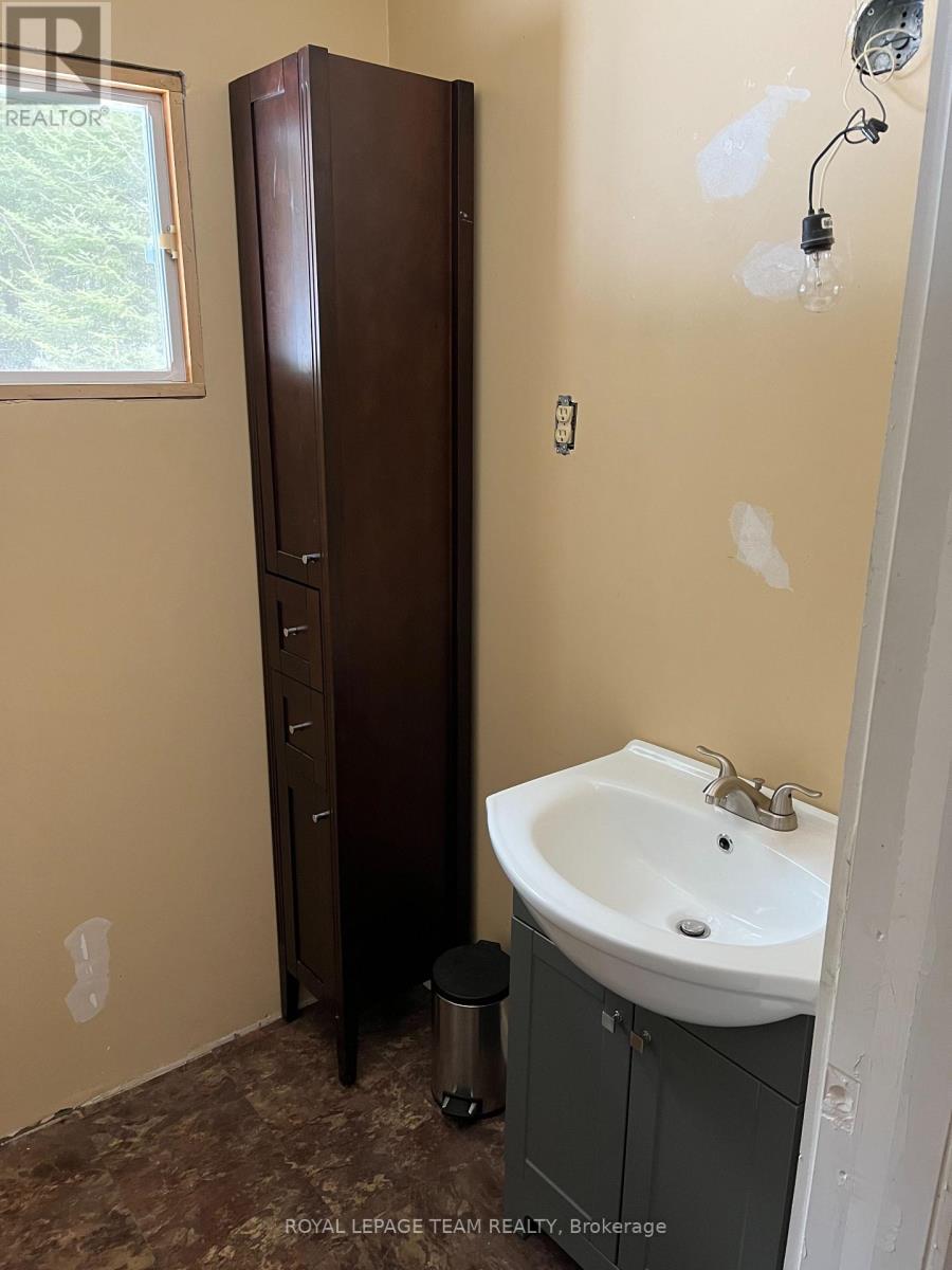 Lot 6 Burnt Island Island, Madawaska Valley, Ontario  K0J 1B0 - Photo 30 - X12538668