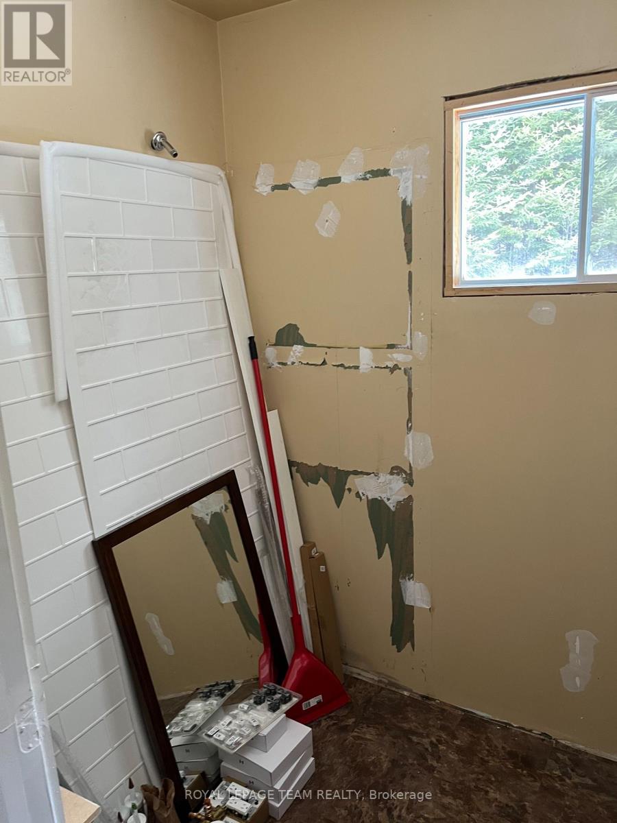 Lot 6 Burnt Island Island, Madawaska Valley, Ontario  K0J 1B0 - Photo 33 - X12538668