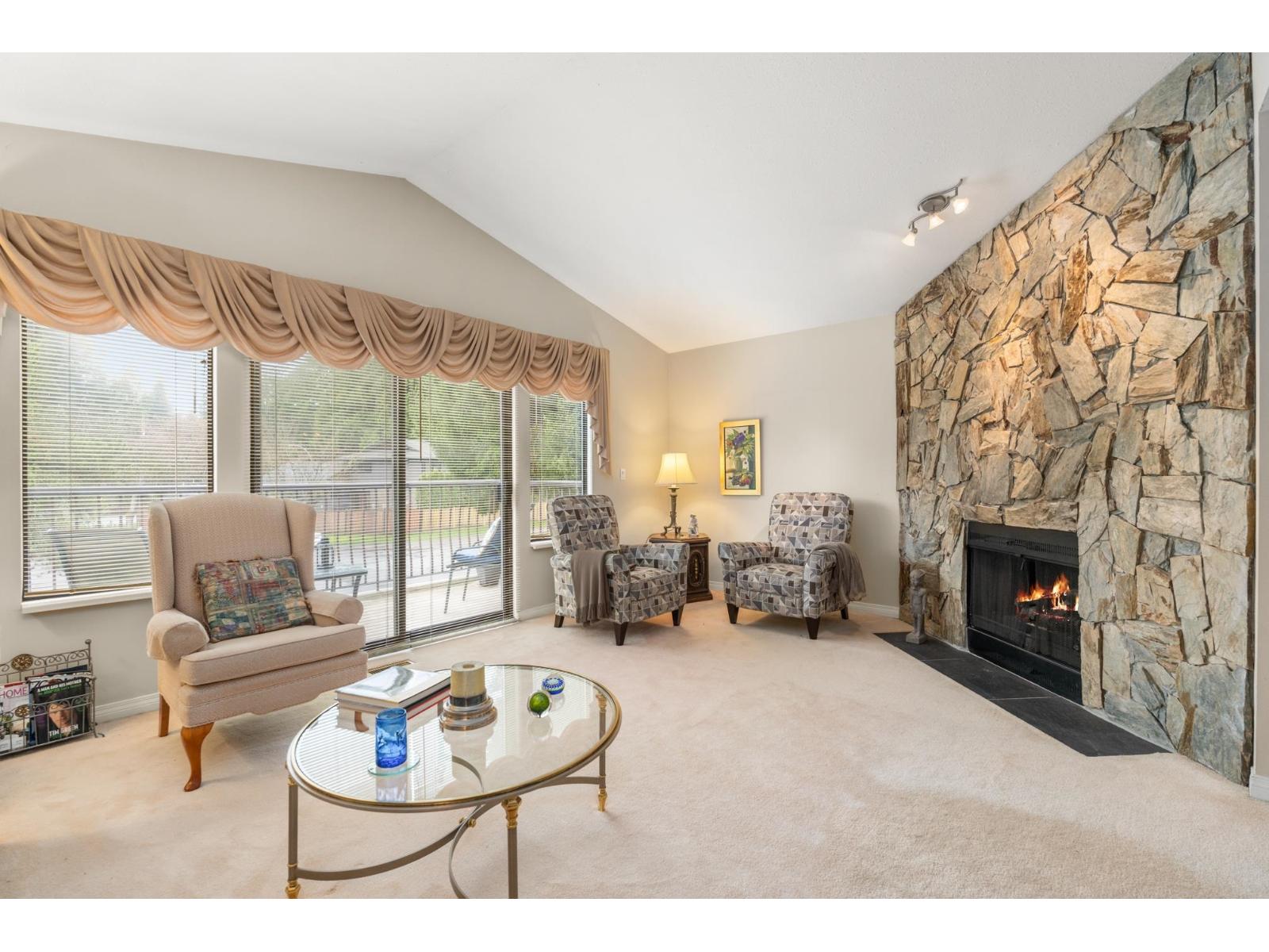 9494 204b Street, Langley, British Columbia  V1M 1Y9 - Photo 7 - R3098879