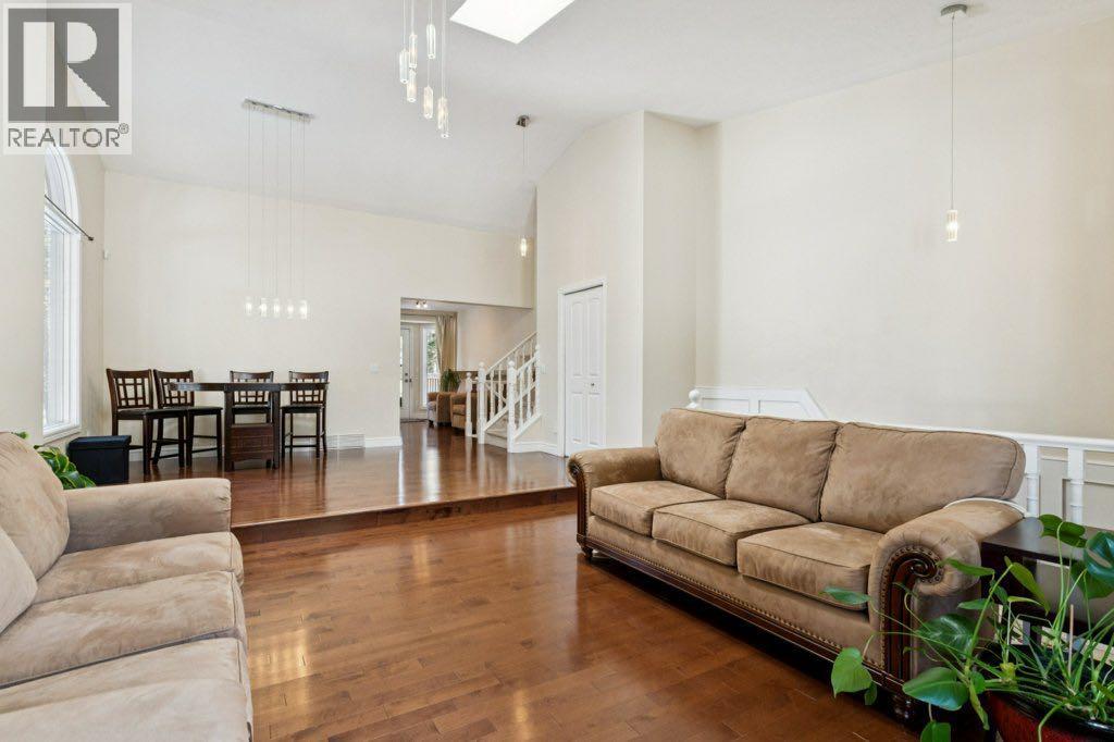 5 Manyhorses Crescent, Rural Rocky View County, Alberta  T3Z 1A3 - Photo 6 - A2292347