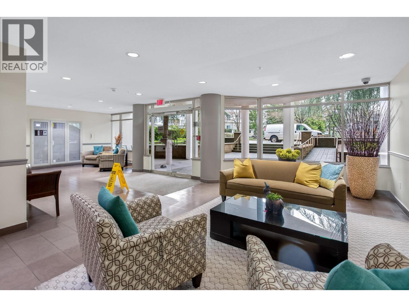 905 1196 Pipeline Road, Coquitlam, British Columbia  V3B 7Z6 - Photo 3 - R3097285