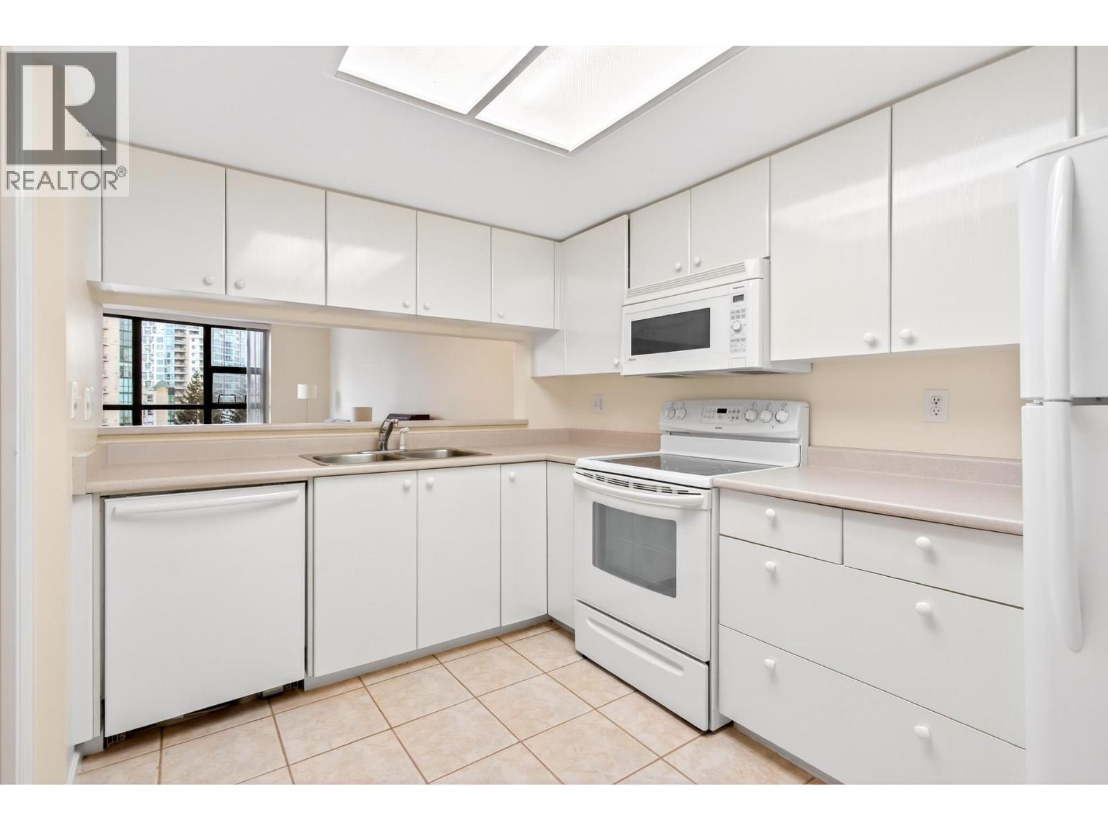 905 1196 Pipeline Road, Coquitlam, British Columbia  V3B 7Z6 - Photo 15 - R3097285