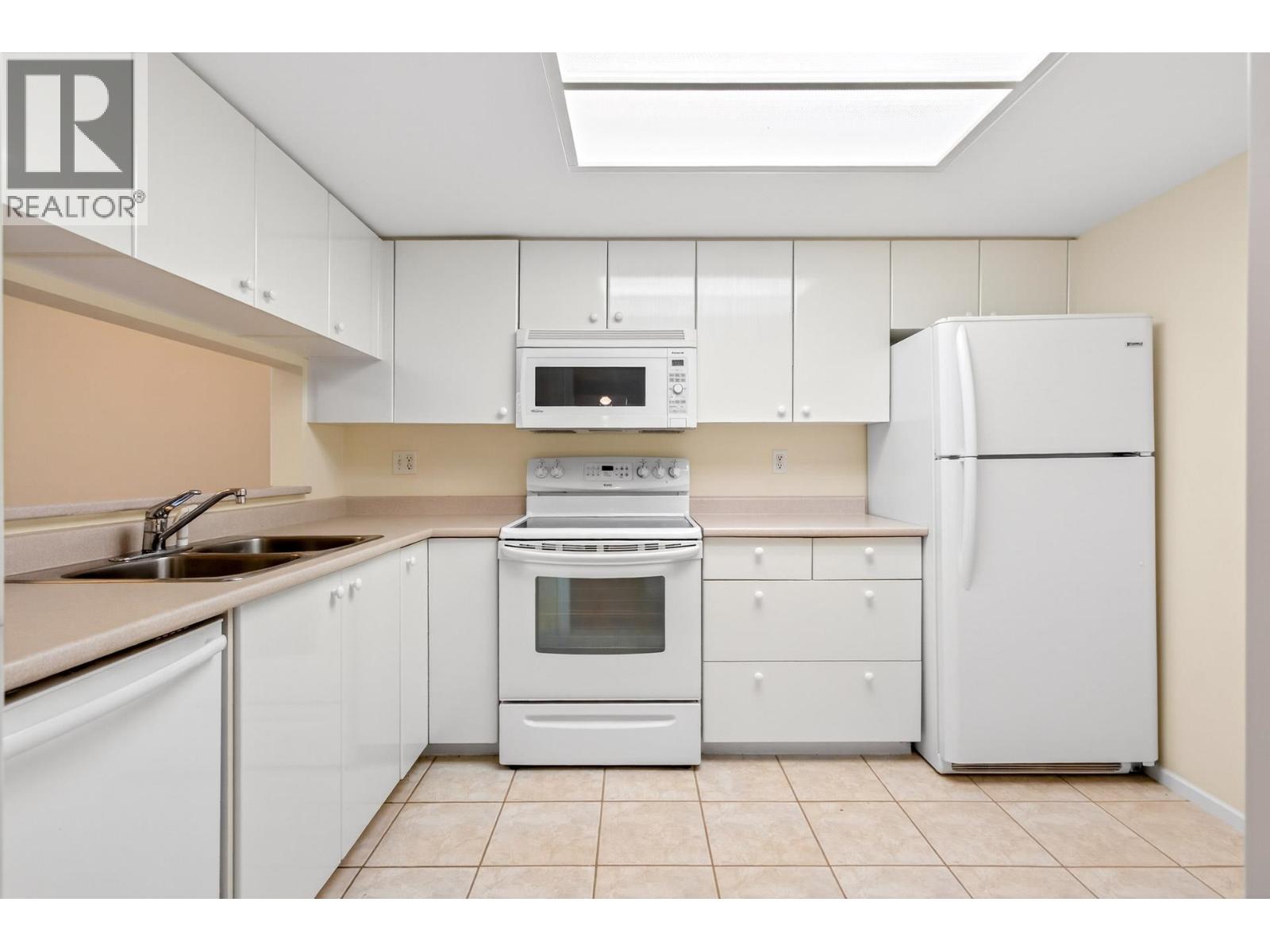 905 1196 Pipeline Road, Coquitlam, British Columbia  V3B 7Z6 - Photo 14 - R3097285