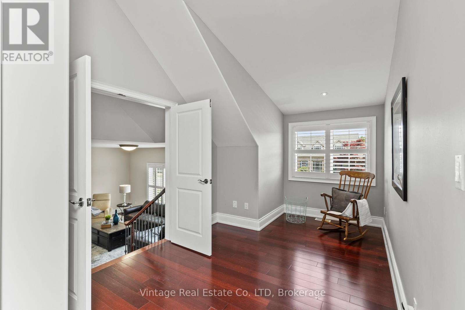 3689 Cardinal Drive, Niagara Falls, Ontario  L2H 2Y1 - Photo 16 - X12873306